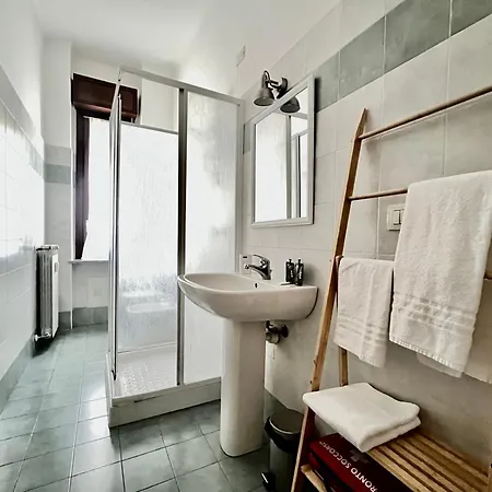 Big Cozy Goldoni-duomo M4 Linate Daire